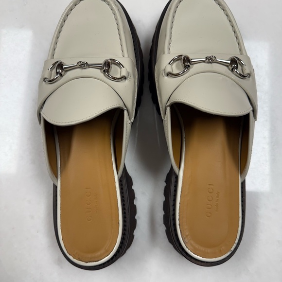 Gucci Women's Cream Loafers - Picture 1 of 3